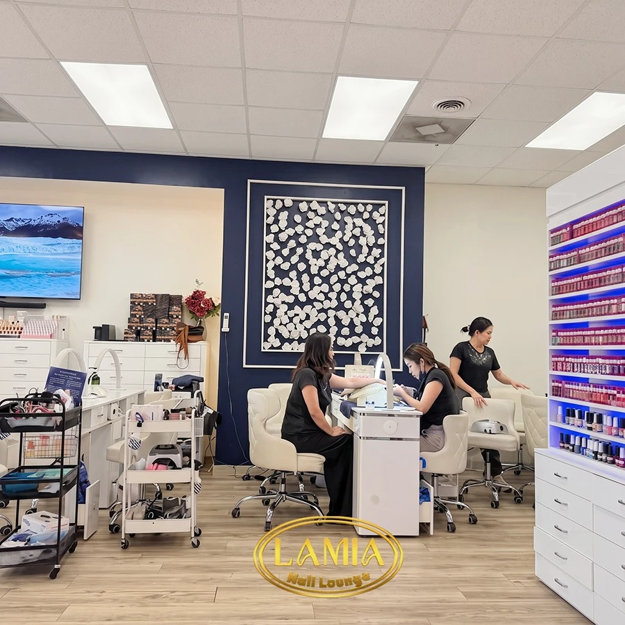Lamia Nail Lounge